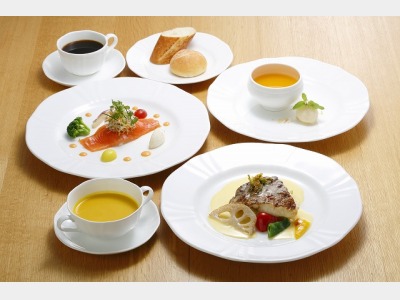 夕食（スタンダードコース　一例）