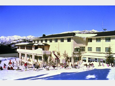 ゲレンデ直結　冬の白鳥高原