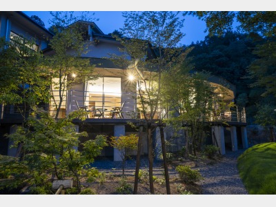 プライベートガーデンから見たエグゼクティブルーム