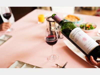 飛騨牛フィレステーキには、ボルドー産赤ワインが相性抜群です。