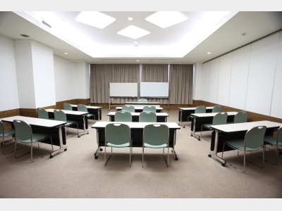 会議室　カーネーション黄（別建物）