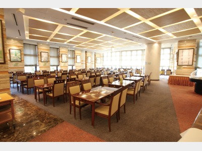 レストラン「栄光」