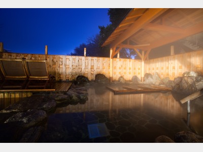 男性大浴場露天風呂「源氏」