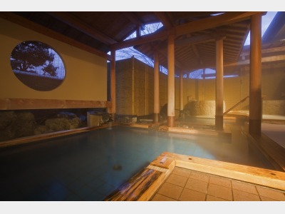 女性大浴場露天風呂「湯立」