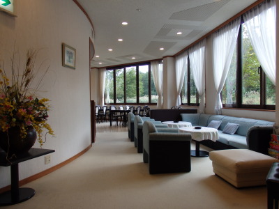 ロビーラウンジ