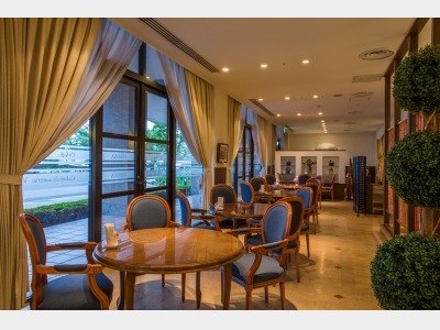 カフェ「ヴェローナ」