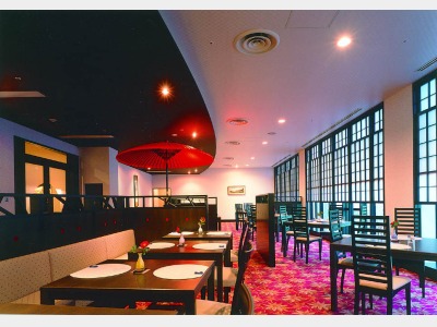 日本料理レストラン「竹生島」