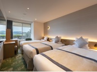 �X�[�y���A�g���v���i�o�X�t�j