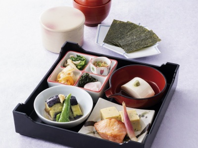 「美濃吉」京の朝膳イメージ　※画像はイメージです（内容は季節により異なります）