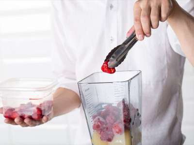 □朝食□スムージーは毎朝手作りしています。※季節により内容が異なります。