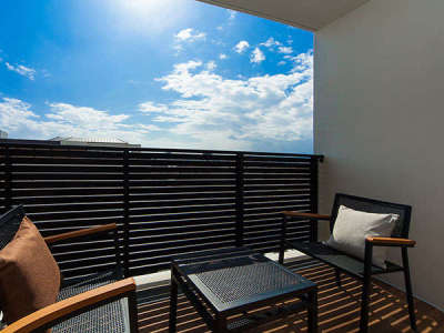 【 Balconyイメージ 】お酒を飲みながら、のんびりとしたひとときを