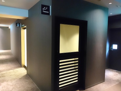 喫煙室（3～10階）