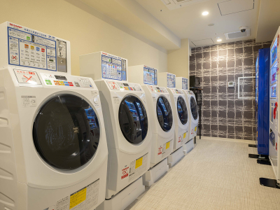 コインランドリー・自動販売機・電子レンジ・製氷機は3Fにございます。