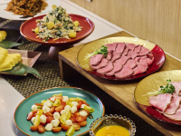 ���H�r���b�t�F�b���[�X�g�r�[�t�ƃ��[�X�g�|�[�N��3��̃\�[�X�Ɛ��m�킳�тł��y���݂��������B