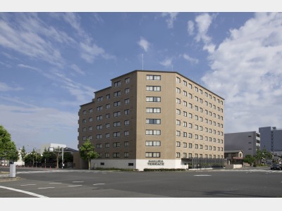 �T�N���e���X�̊O��