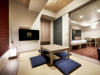 �f���b�N�X�W���p�j�[�Y