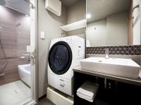 �x�[�V�b�N�t�@�~���[�i�o�X���[���j