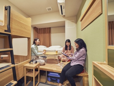 フォースルーム（2段ベッド+ツイン）