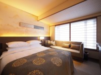 ���f���[�g�_�u���i���j