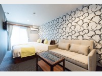 �t�@�~���[�X�^�W�I