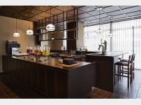 �f�g�b�N�X�E�H�[�^�[