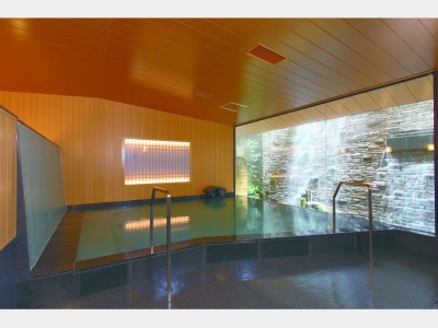 浴場「滝の湯」