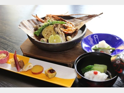 伊勢海老の炮烙焼き会席