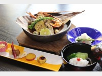 �ɐ��C�V���{���Ă����