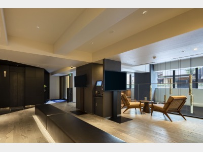 フロント・ロビー