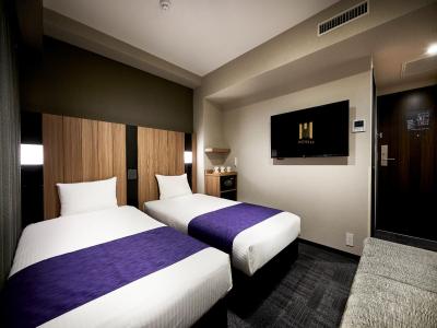 スタンダードツイン（ソファベッド付）