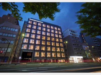 �U ���C�����p�[�N�L�����o�X ���s����̊O��