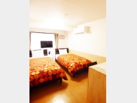 �c�C�����[���y�։��z