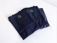 �y���[���E�F�A�z��i���A�������̏㉺�Z�p���[�g�^�C�v�B