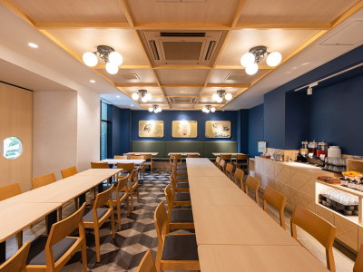 【店内】店内雰囲気です。広々と気持ちよくお食事いただけます。