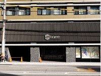 �y�O�ρz���E�W�F���g�z�e�����s���