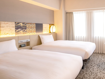 【スーペリアツイン】26㎡客室にの110cm幅のベッドを2台配したツインルーム