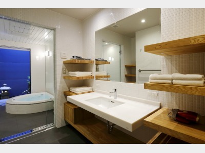 「お花」洗面所