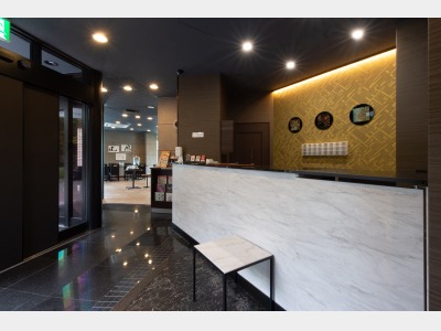 フロントデスク