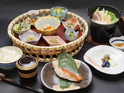 朝食