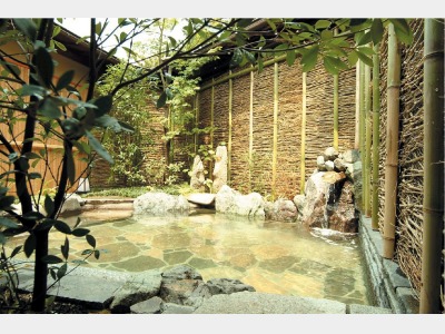 露天風呂（松露の湯）