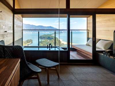 「如意」の内風呂と露天風呂