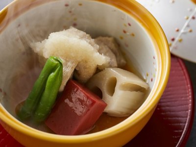 【季節の会席】冬(2025年12月～2026年2月)煮物 大和肉鶏みぞれ煮