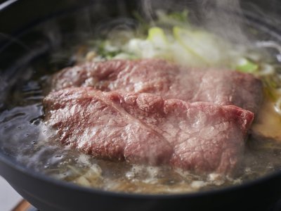 【土地の恵み会席】冬(2025年12月～2026年2月)台の物 牛すき鍋