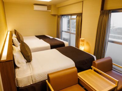 トリプルルーム（親子ベッド付）（シャワーブース付）／33㎡