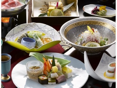旬の素材を使った創作会席料理イメージ