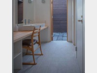 �q���C���[�W�@���B���u�S�i�v����