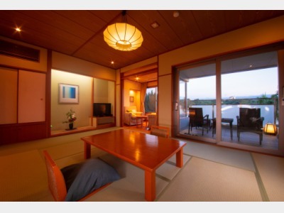 露天風呂付客室「静の海」一例