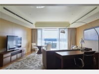 �q���C���[�W�i���r���O�j