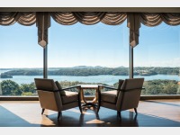 �Q�X�g���E���W