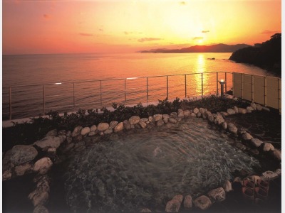 展望露天風呂「つばすの湯」